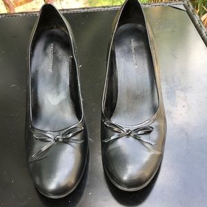 black heels with bow tie women’s size 8 1/2